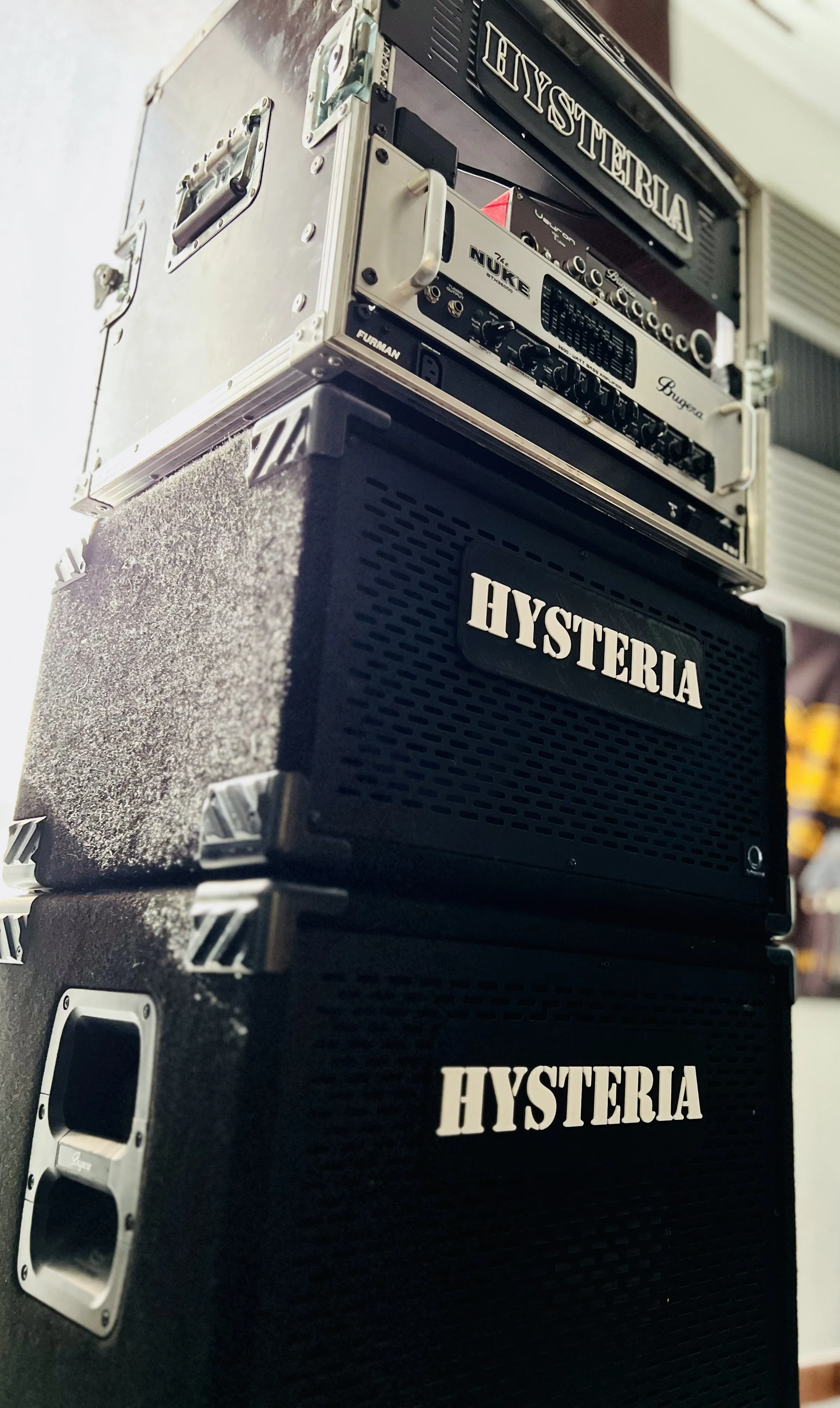 Customisation d'instrument de musique, ampli, rack et accessoires sur mesure